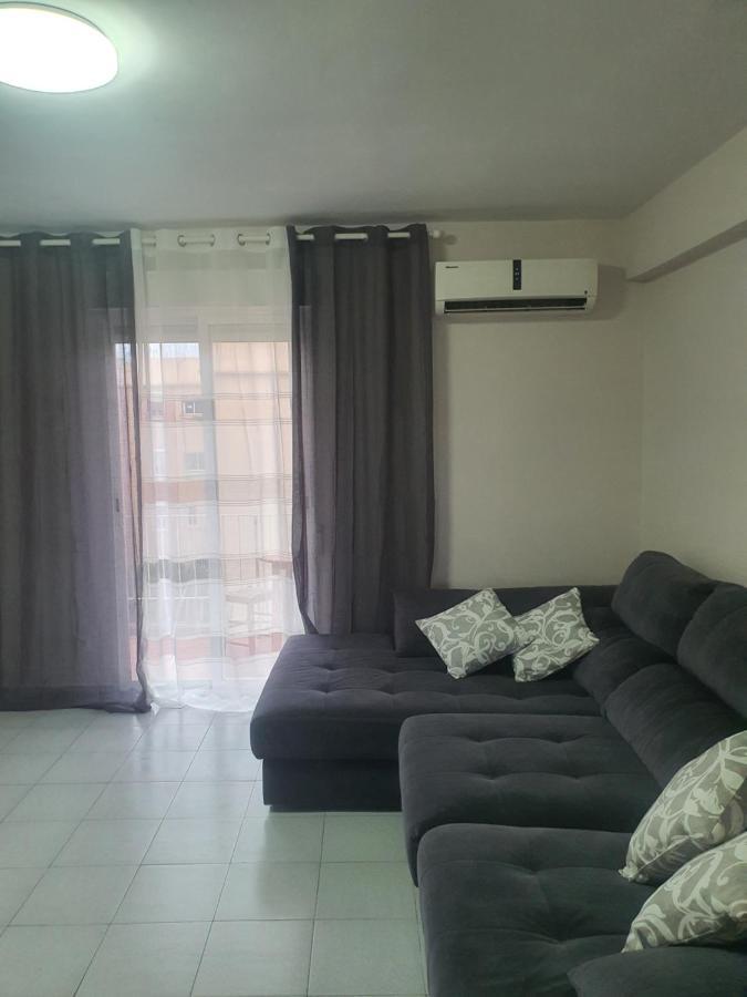 Apartamento Rio Turia Lägenhet Valencia Exteriör bild