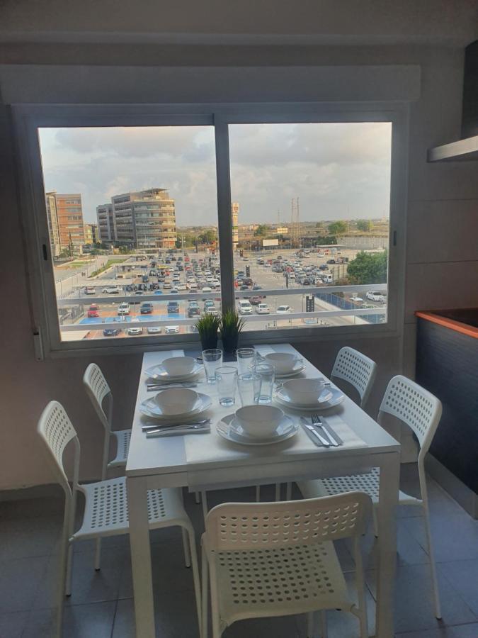 Apartamento Rio Turia Lägenhet Valencia Exteriör bild