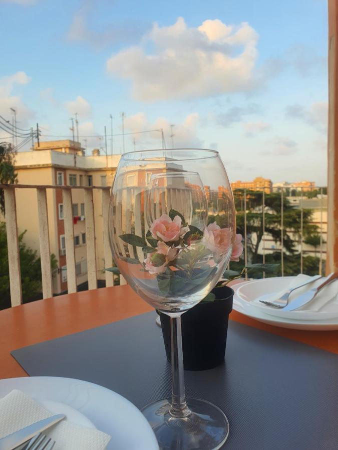 Apartamento Rio Turia Lägenhet Valencia Exteriör bild